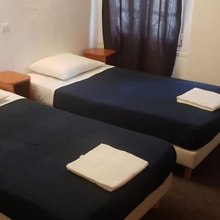 Hotel Petit Bastille Aulnay-sous-Bois Zewnętrze zdjęcie